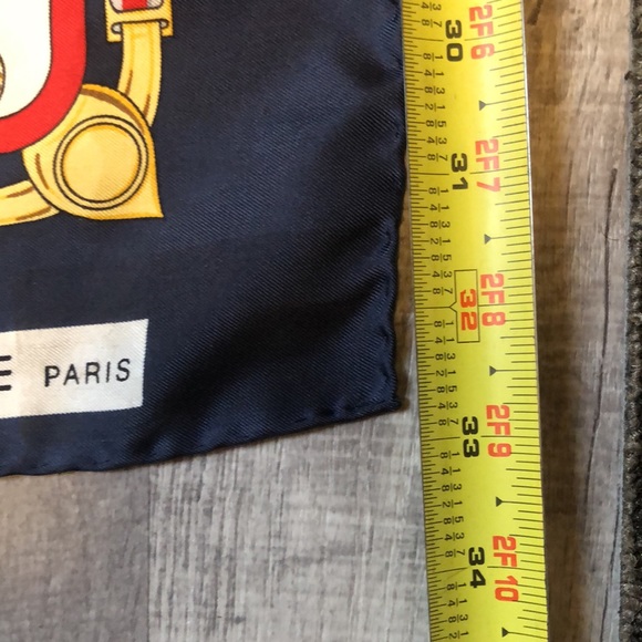 Celine Paris silk scarf - Picture 7 of 14